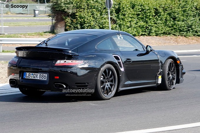 991 Turbo Spyshots-2013-porsche-911-turbo-991-medium_4