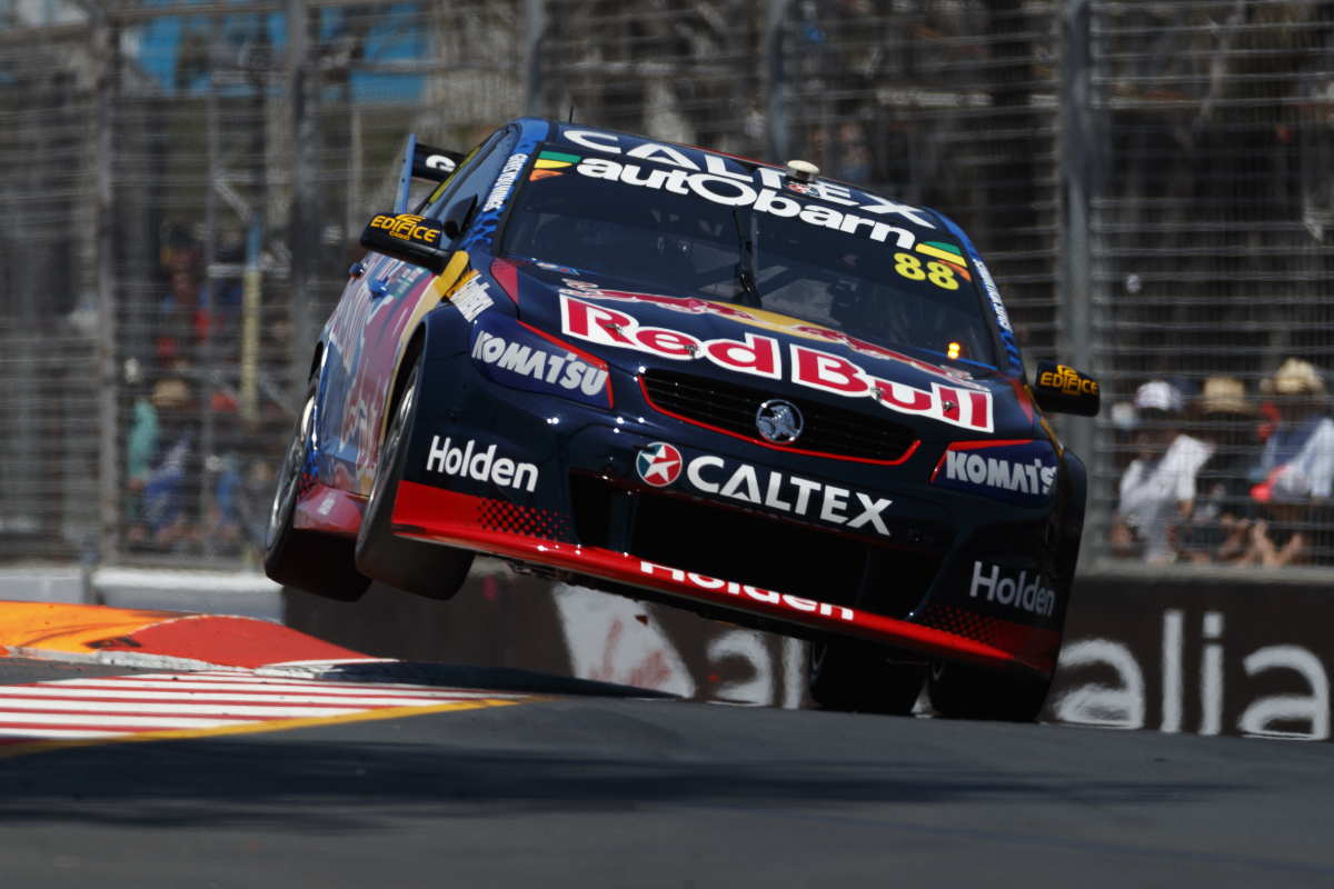 V8 SuperCars - Page 6 _supercars-goldcoast600-course2-endurocup-whincup-dumbrell-redbullracingaustralia-premat-vangisbergen-octobre-2016