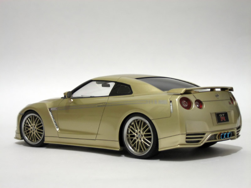 Nissan GT-R - Tamiya 05