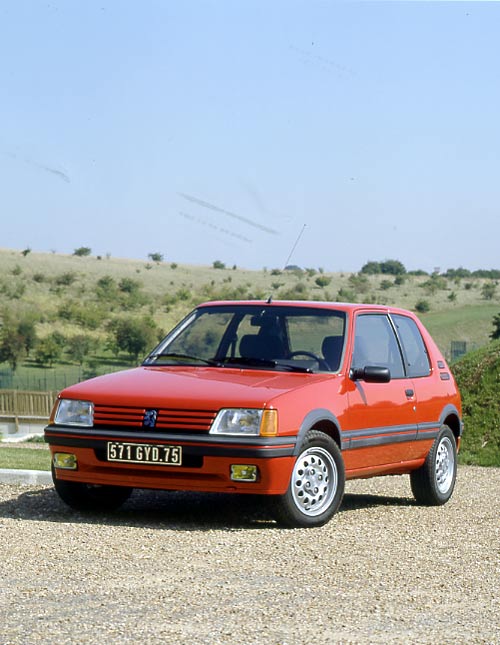 pepinos de los 80 - Página 2 205gti1600-ouverture-84