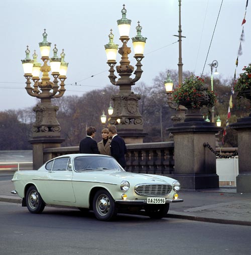 Ferrari des 60s P1800-ouverture