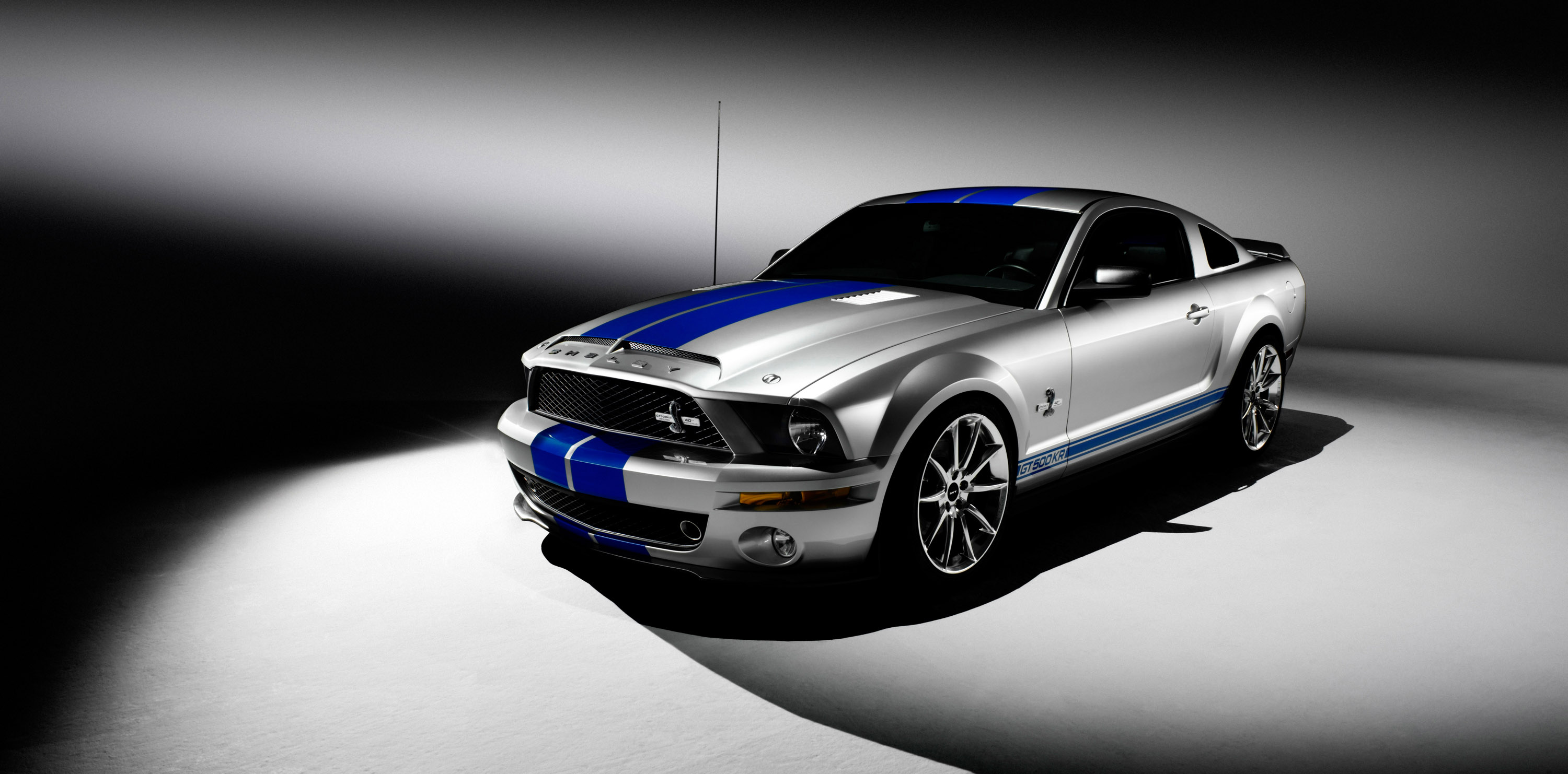 Post a picture of ur favorite car Ford-mustang-shelby-gt500-kr-01