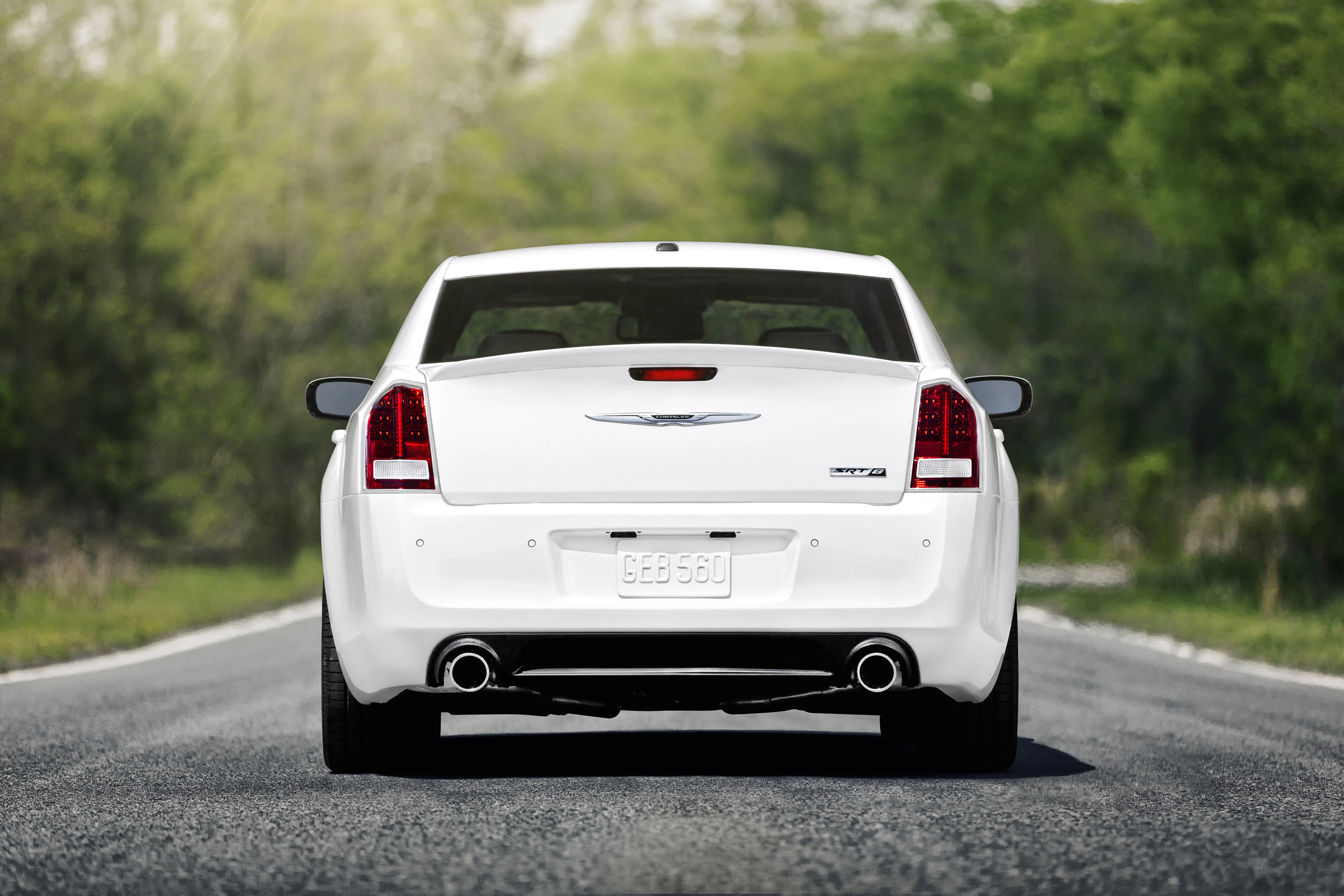 Foto varie. 2012-chrysler-300-srt8-04