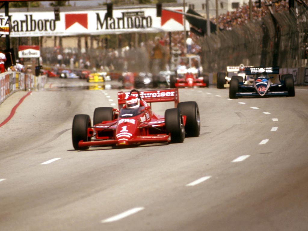 Bobby Rahal  BOBBY-RAHAL-Longbeach-1986-INDYCAR