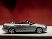  mercedes benz cl تقدم لمحبيها Thumbs_nouvelle-mercedes-2010-classe-e-decapotable-3