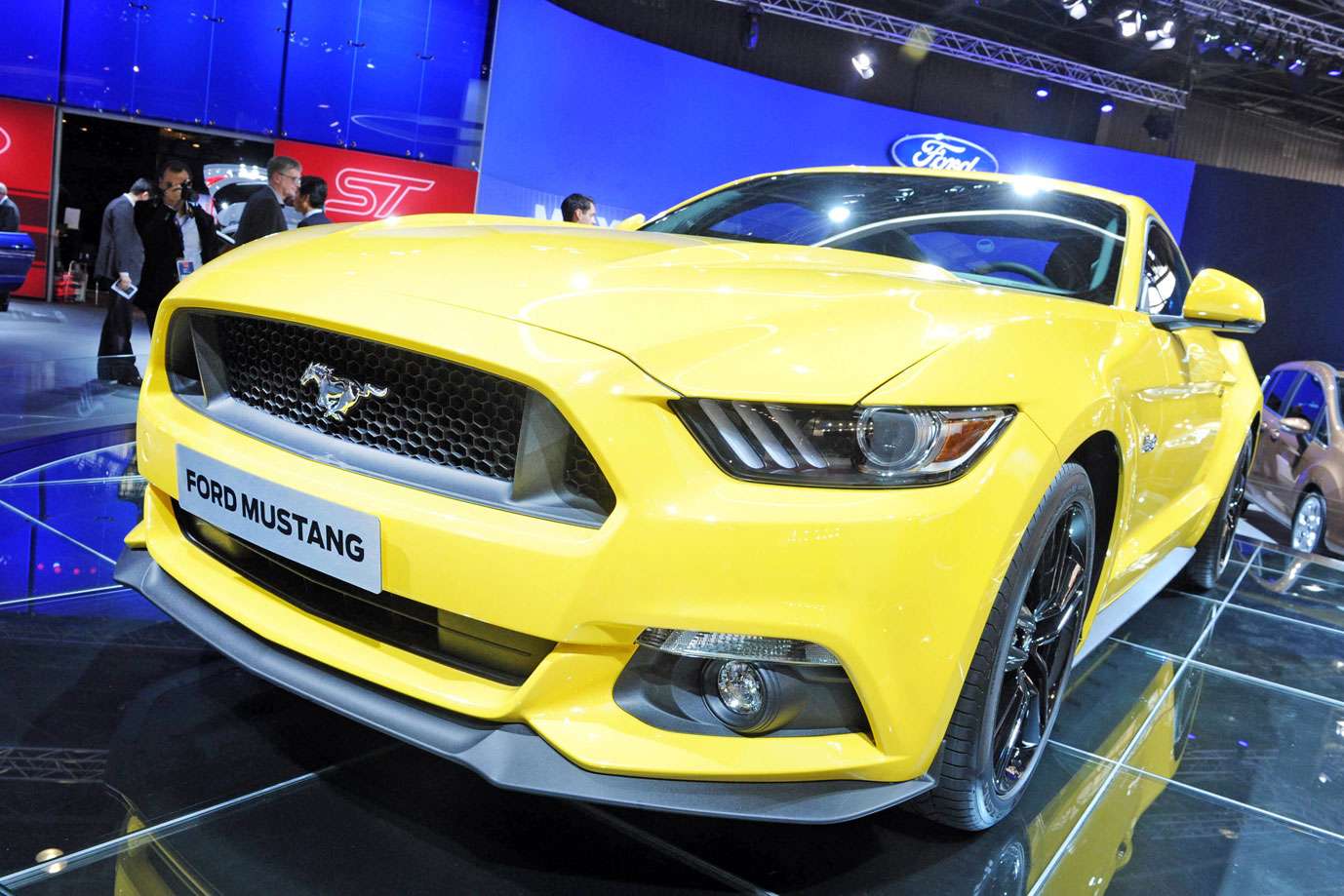 Salão de Paris 2.014 - Página 11 Novo_ford_mustang