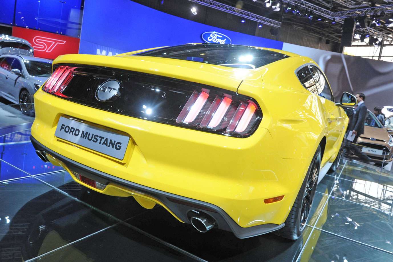 Salão de Paris 2.014 - Página 11 Novo_ford_mustang_1