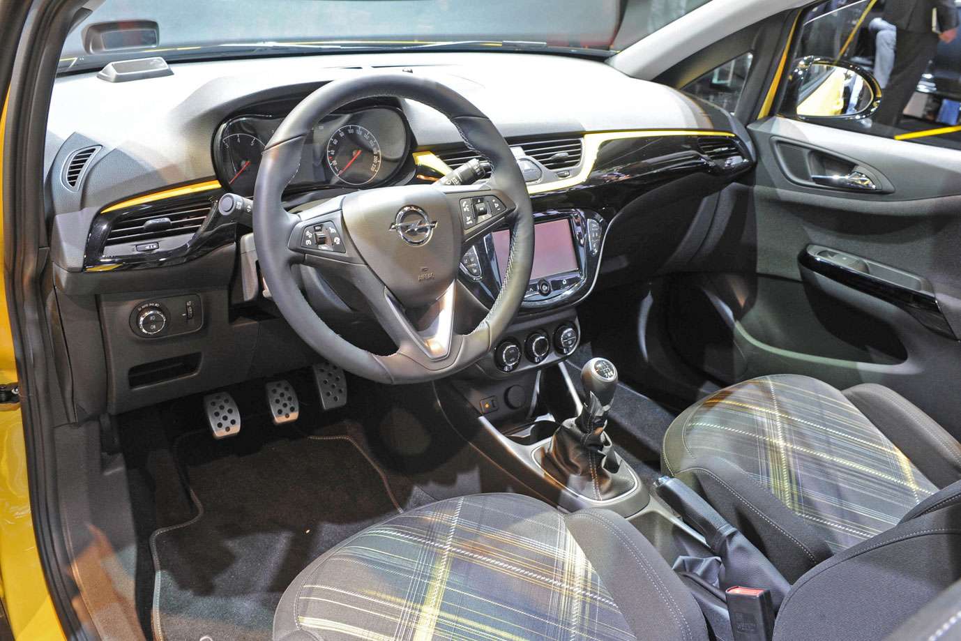 Salão de Paris 2.014 - Página 11 Novo_opel_corsa