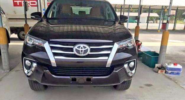 Toyota Hilux  SW4: nova geração - Página 4 Nova_toyota_hilux_sw4_2