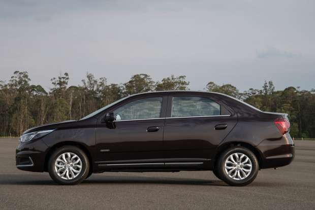 Renovação da linha Chevrolet no Brasil - Página 63 Chevrolet_cobalt_2016_8