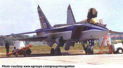 ((MiG-31 Foxhound))حصري جدا MiG31-001