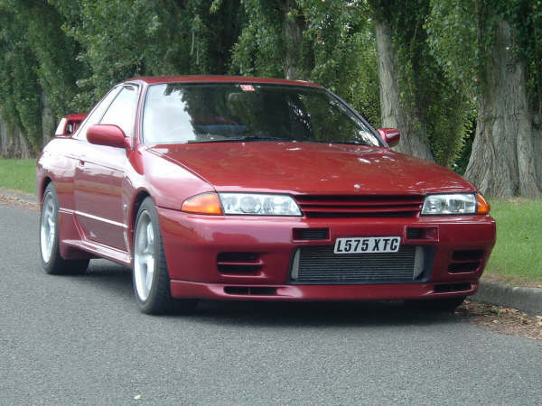 NISSN SKYLINE R32GT-R Red32gtr4