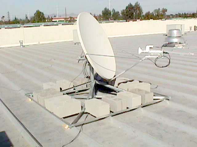 إجابيات وسلبيات الصحون... البرابول ... الدش ... الصغيرة والكبيرة Commercial%20Hughes_%201.2m_dish_2_way