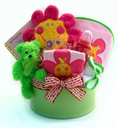 هدايا مواليد بنوتاات Flowersgreeengiftbasket