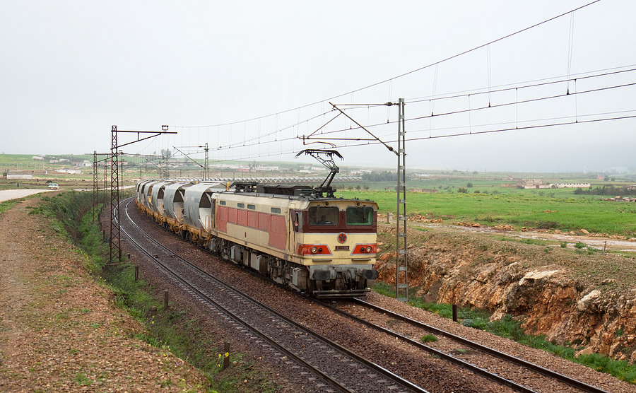 صور جديدة و رائعة للقطارات المغربية الجزء الثاني (الأولى عربيا و الثانية افريقيا) 5831