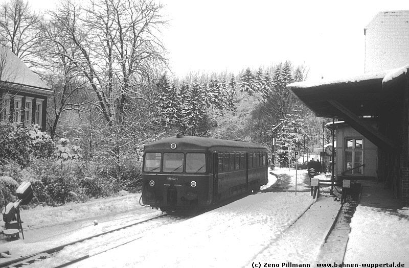 Die Cronenberger Strecke (oder auch 'Sambalinie') A_Z-EB-ETA-515-602-1-Bf-Kuellenhahn-Schnee-BTJ-800-521