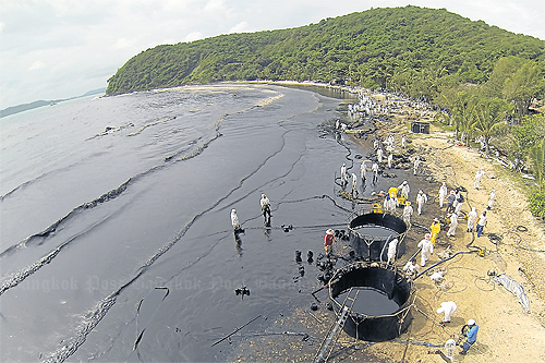 Riaperta (forse troppo presto) la spiaggia Ao Phrao a Koh Samet 526093