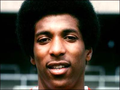 ANDERSON Viv Viv_anderson1_400_400x300