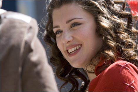 lucy griffiths - Página 2 Episode2_series2_02_470x313