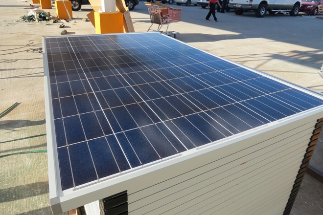 solar updates reflective and PV for the world Panel-solar-paseo