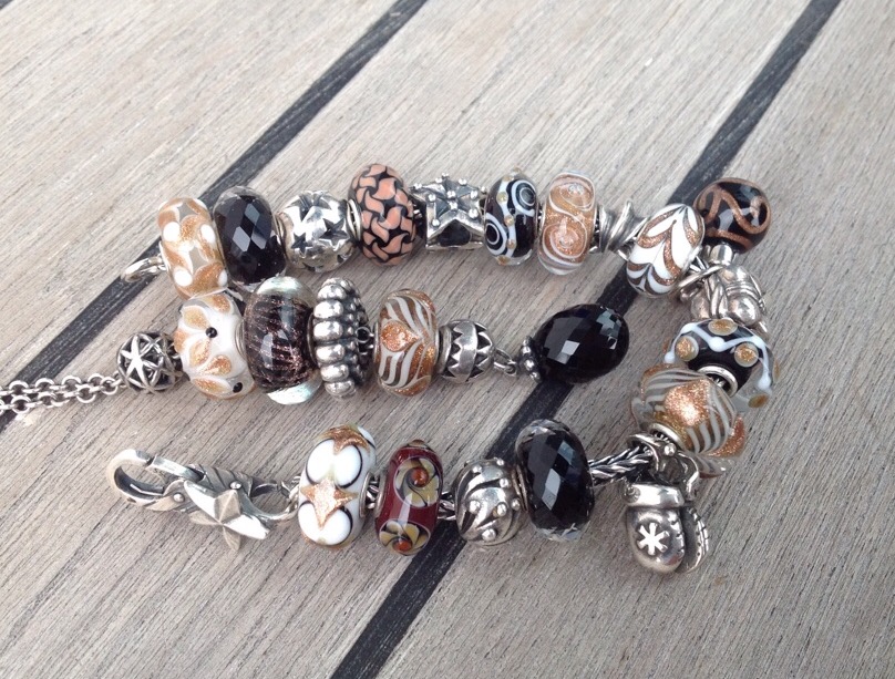 Show Your Holiday Bracelets Image310