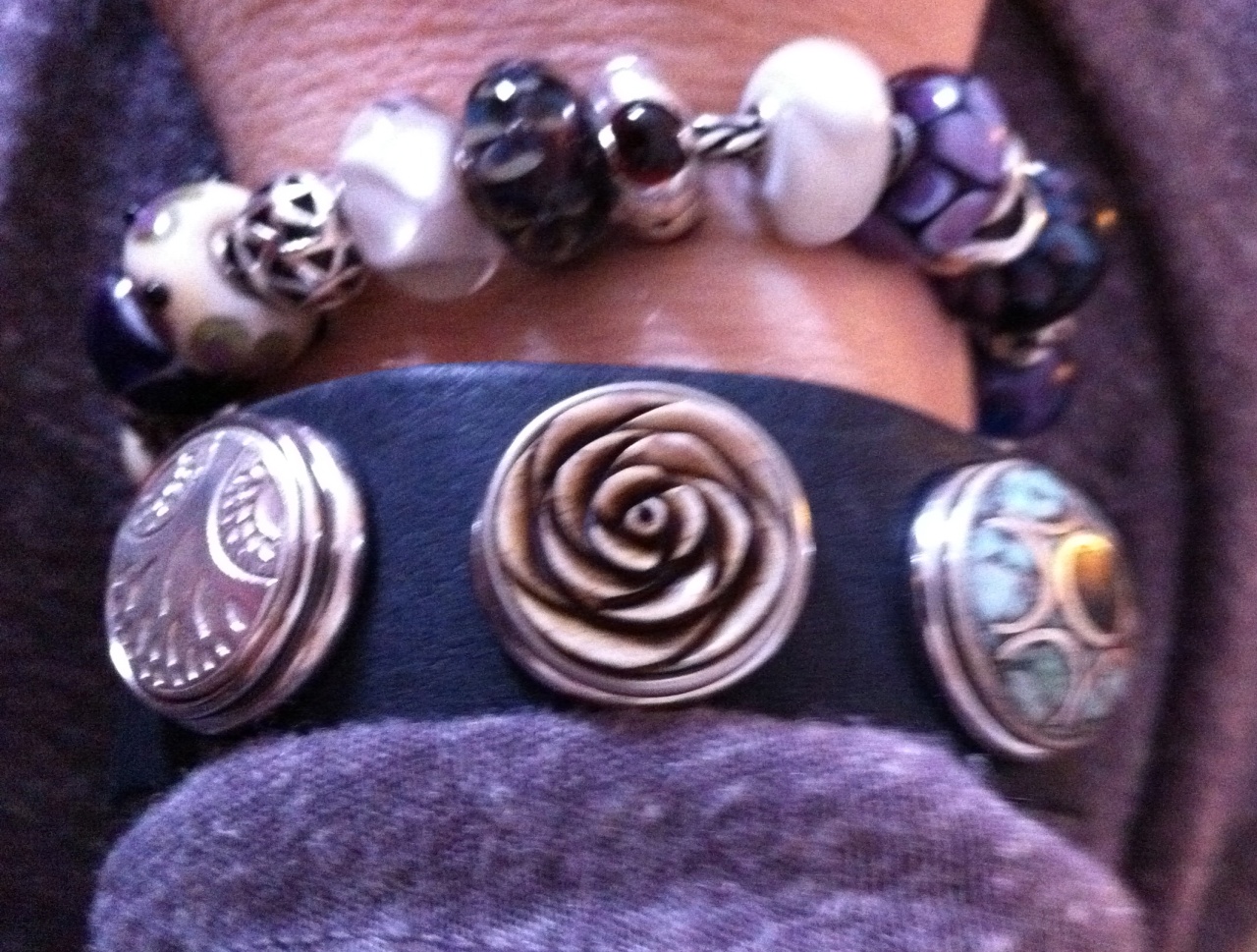 What bracelet are you wearing today? - Page 3 Img_1115