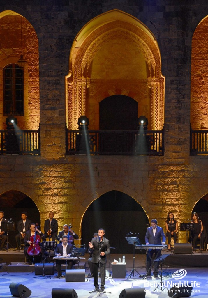 Kazem El Sahir, oriental Class & Elegance at Beiteddine Festival 2013 Kazem_elsaher_beiteddine_04-714x1024