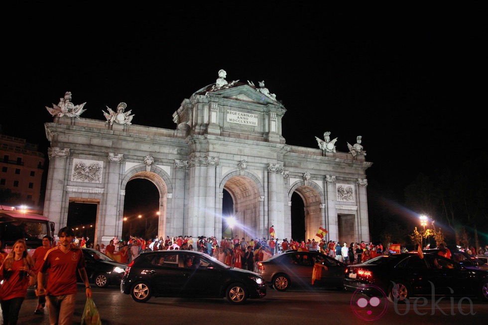 Eurocopa 2012  24189_coches-celebrando-victoria-espana-eurocopa-2012