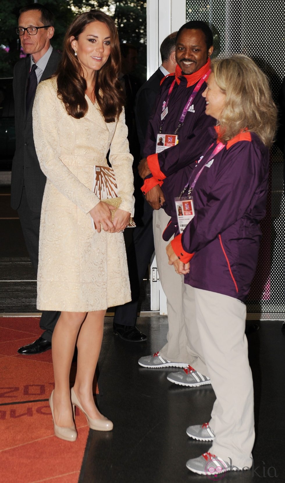 J. PARALÍMPICOS 2012- LOS VERDADEROS HÉROES - Página 4 26877_kate-middleton-ceremonia-apertura-juegos-paralimpicos-londres-2012