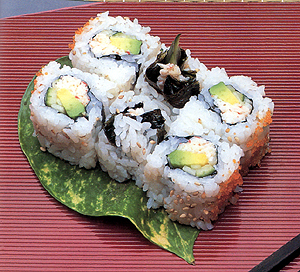 Makizushi estilo California (japanese food). - Trt-incali1