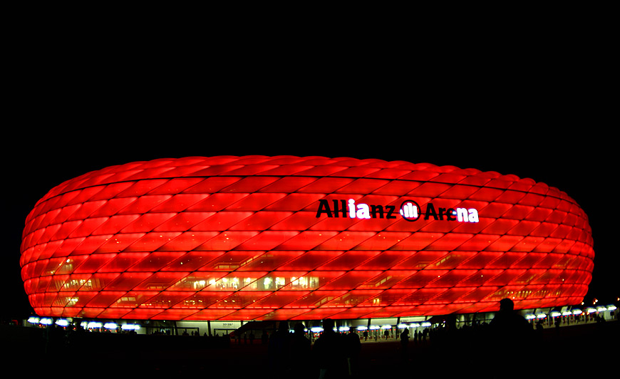 تقديم نصف نهائي دوري الابطال Allianz-Arena-gross4