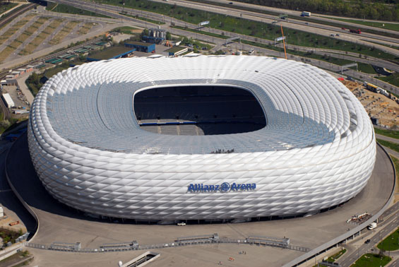 موعد مبـاراة بايرن ميونخ وريال مدريد اليوم الثلاثاء 17-4-2012 Bayern Munich vs Real Madrid  Allianz-Arena-in-Germany_Aerial-view_5481