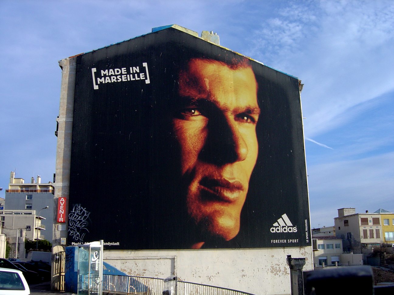 صور لاشهر لاعبي كرة القدم  Zinedine_zidane