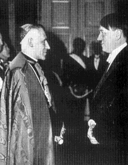 Hitler Penganut Kristen Vatican46_01