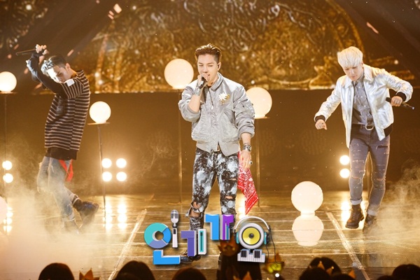 [29/5/15][Pho] Ảnh chính thức của BIGBANG trên show Inkigayo (24/5/15) SBS%20Inkigayo%20official%20pics%202015-05-24%20009