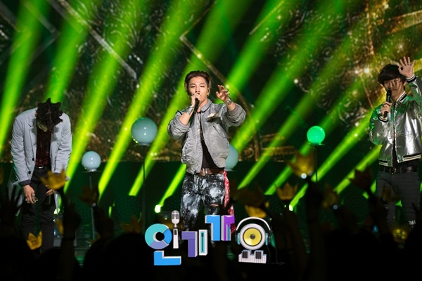 [29/5/15][Pho] Ảnh chính thức của BIGBANG trên show Inkigayo (24/5/15) SBS%20Inkigayo%20official%20pics%202015-05-24%20037