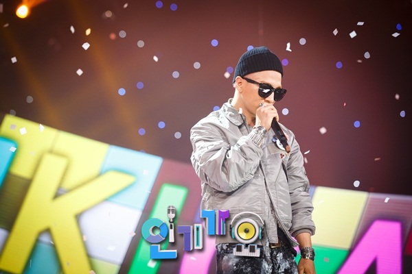 [29/5/15][Pho] Ảnh chính thức của BIGBANG trên show Inkigayo (24/5/15) SBS%20Inkigayo%20official%20pics%202015-05-24%20048