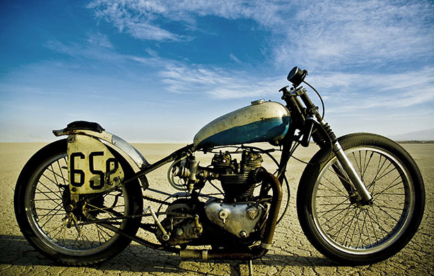 Racer, Oldies, naked ... - Page 21 Triumph-bonneville-custom-a