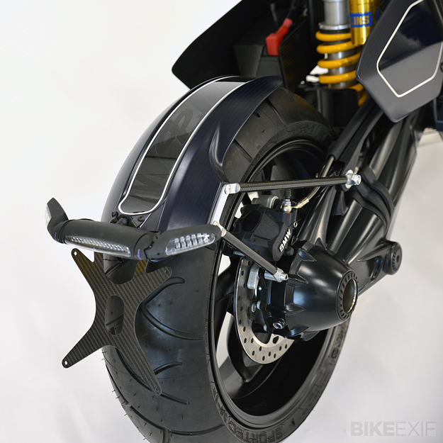 BMW R1200 BY GIULIO PAZ DESIGN Bmw-r1200-custom-5