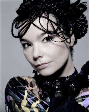 [Trip Hop] Björk 040828_Bjork_newsweek