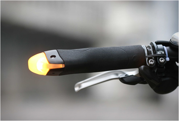 BlinkerGrips - manetas con intermitentes LED para bicicleta Blinker-grips