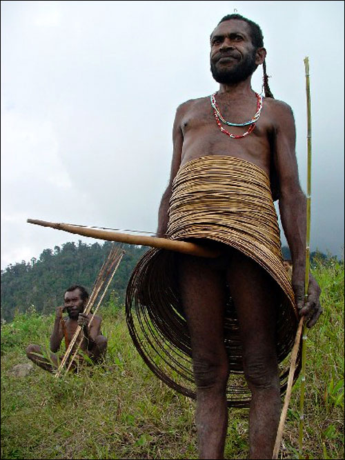 Bushcraft low-cost  Vuvuzela-penis-tribu-etui-penin