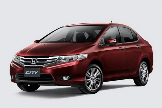 Honda prepara lançamento do novo modelo do City no Brasil Honda-City-2012-643x429