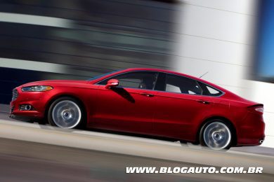 Novo Ford Fusion - Página 4 Ford-Fusion-2013-02-390x260