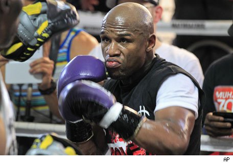 Mayweather: 'Cotto debe de estar asustado' Mayweather-ap