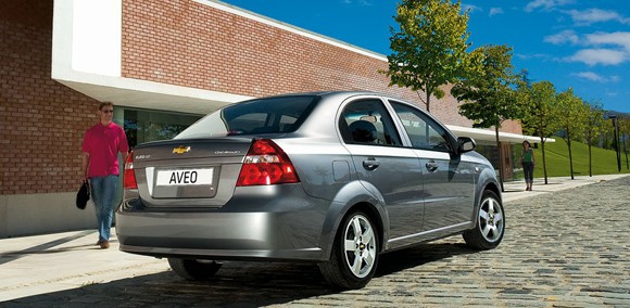 El Chevrolet Aveo Sedán estrena motores Aveo4d-2008-gallery-exterior-download-04