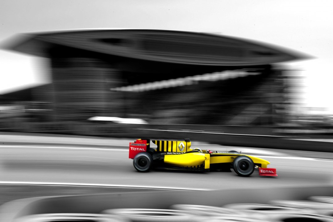 Renault presenta su arma para la F1 2010: El R30 (para Andres) E435549e668f5a4d5a073794de36bdef