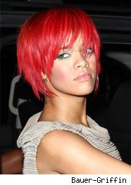 'LOUD' El nuevo Disco que RIHANNA . Lanzamiento 16 de NOVIEMBRE.  Rihanna-red186