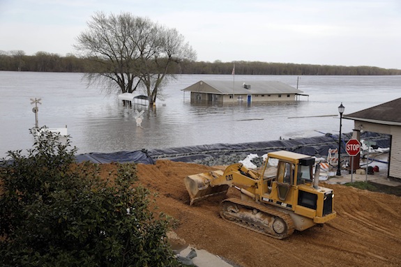 Earth Changes 2013 - Daily Updates Spring-floodingconn