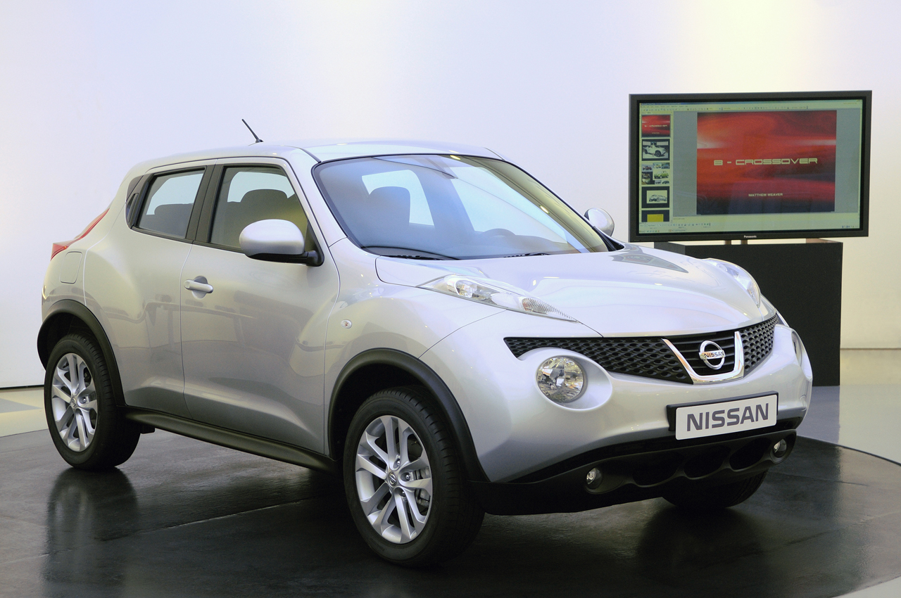 صور سيارات عام 2011 لكل من تويوتا ونيسان وشيفروليه 37-nissan-juke-press